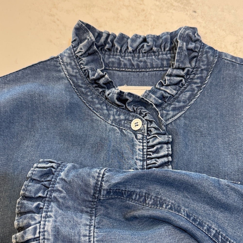 NEW COURT & ROWE Ruffle Tencel Lyocell Button-Down Shirt in Denim Blue - Picture 10 of 10